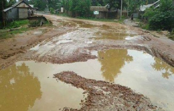 Nagar Panchayat road left in deplorable condition
